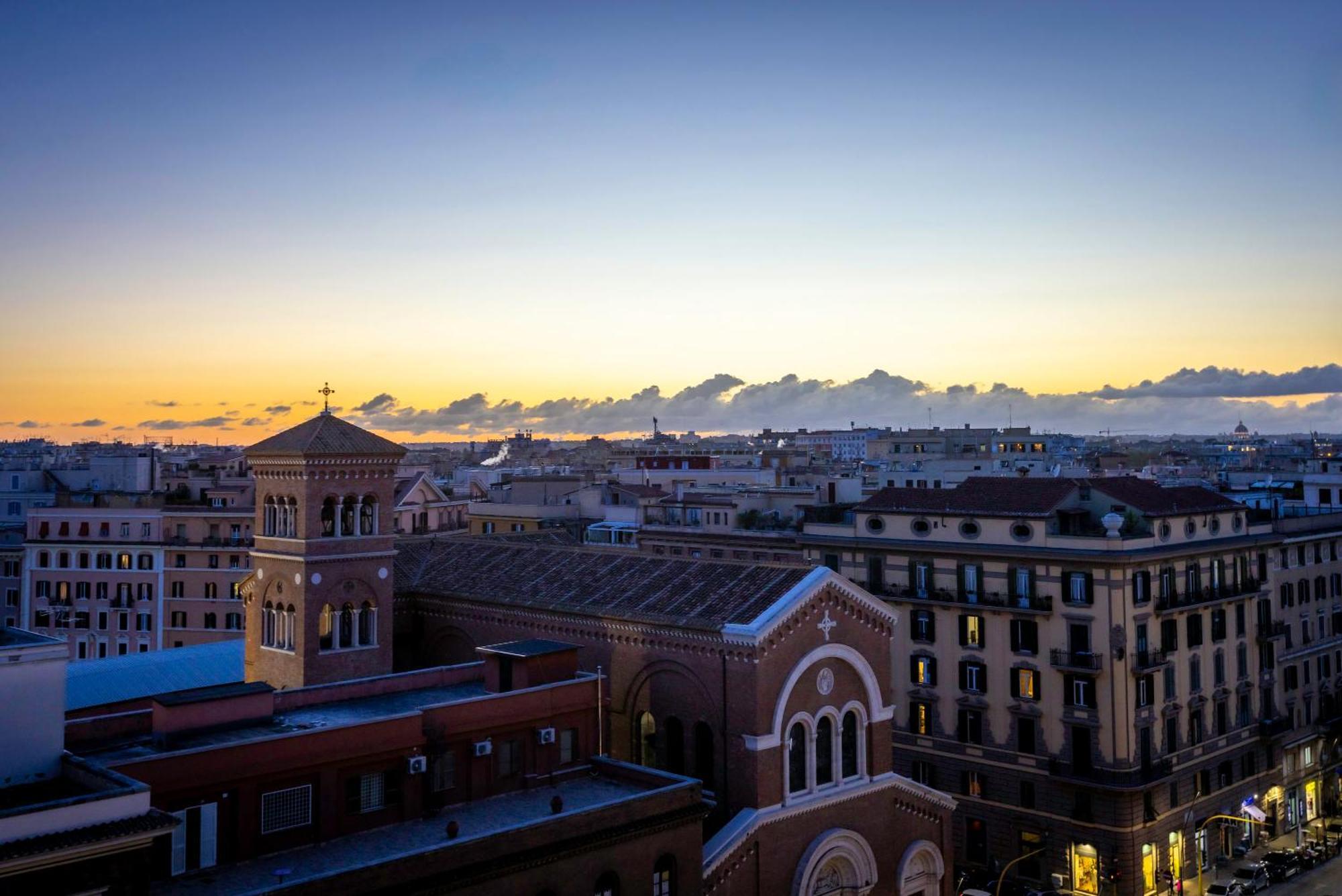 Lyo Sky Rooms, Rome